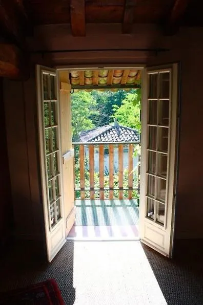 Chateau De Gargas Bed and Breakfast Gaudiès