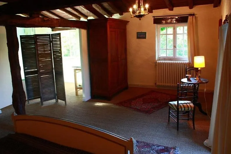 Bed and Breakfast Chateau De Gargas Gaudiès Bed & Breakfast